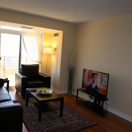 Duke Furnished Suites - Mississauga City Centre 외부 사진
