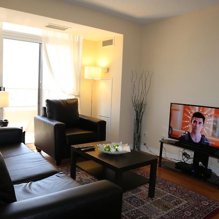 Duke Furnished Suites - Mississauga City Centre 외부 사진